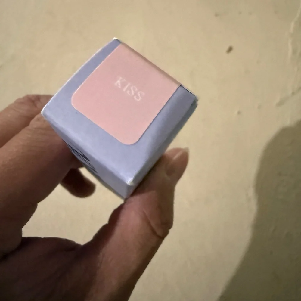 SAIE GLOSSYBOUNCE™ HIGH-SHINE HYDRATING LIP GLOSS OIL KISS